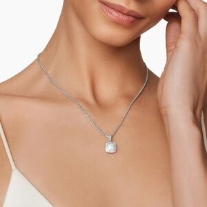 David Yurman Petite Albion® Pendant Necklace
Sterling Silver with Pavé Diamonds